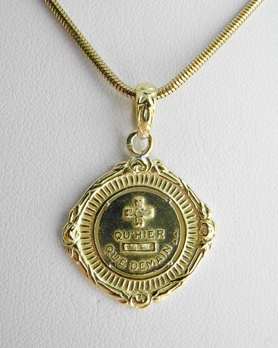 Médaille d'Amour Belle Epoque, Augis + Qu'hier - Que Demain Diamants Taille Rose sur Or Jaune 