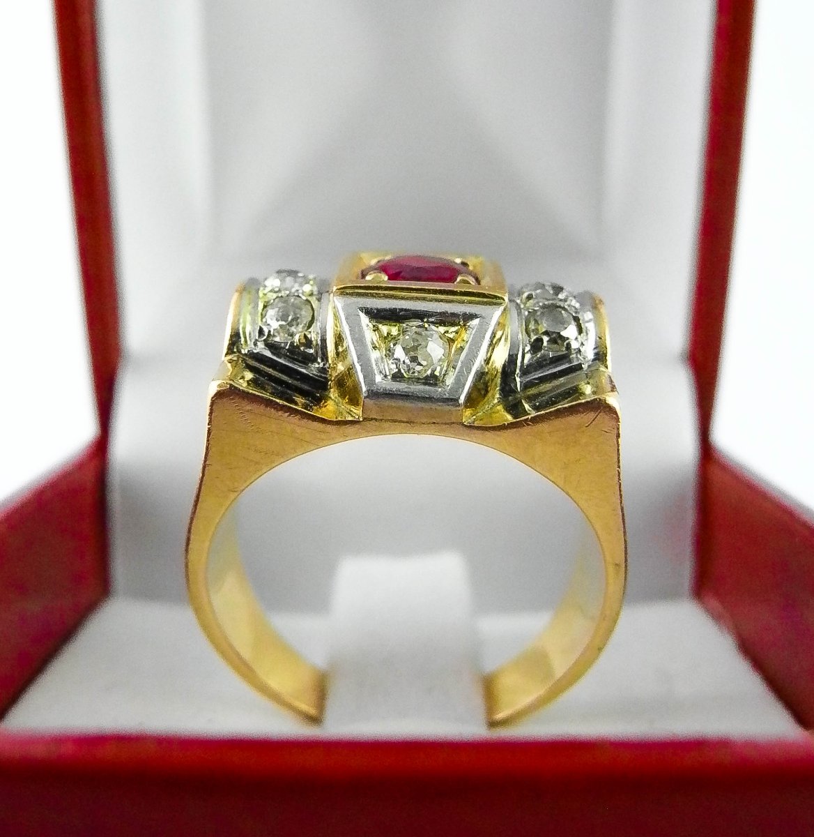 Art Deco Tank Ring With Fine Ruby And Old Cut Diamonds In Rose Gold And Platinum-photo-1