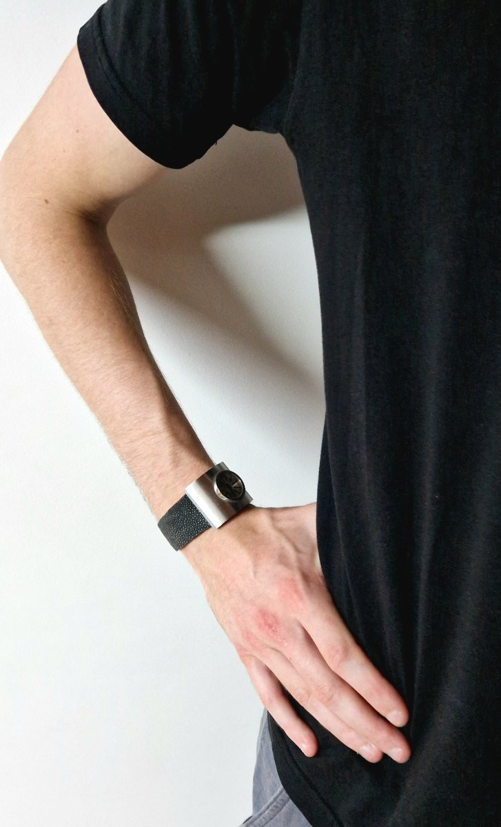 Montre Pierre Cardin Mouvement Jaeger Mécanique Space Age Années 70 Acier sur Cuir Galuchat-photo-8