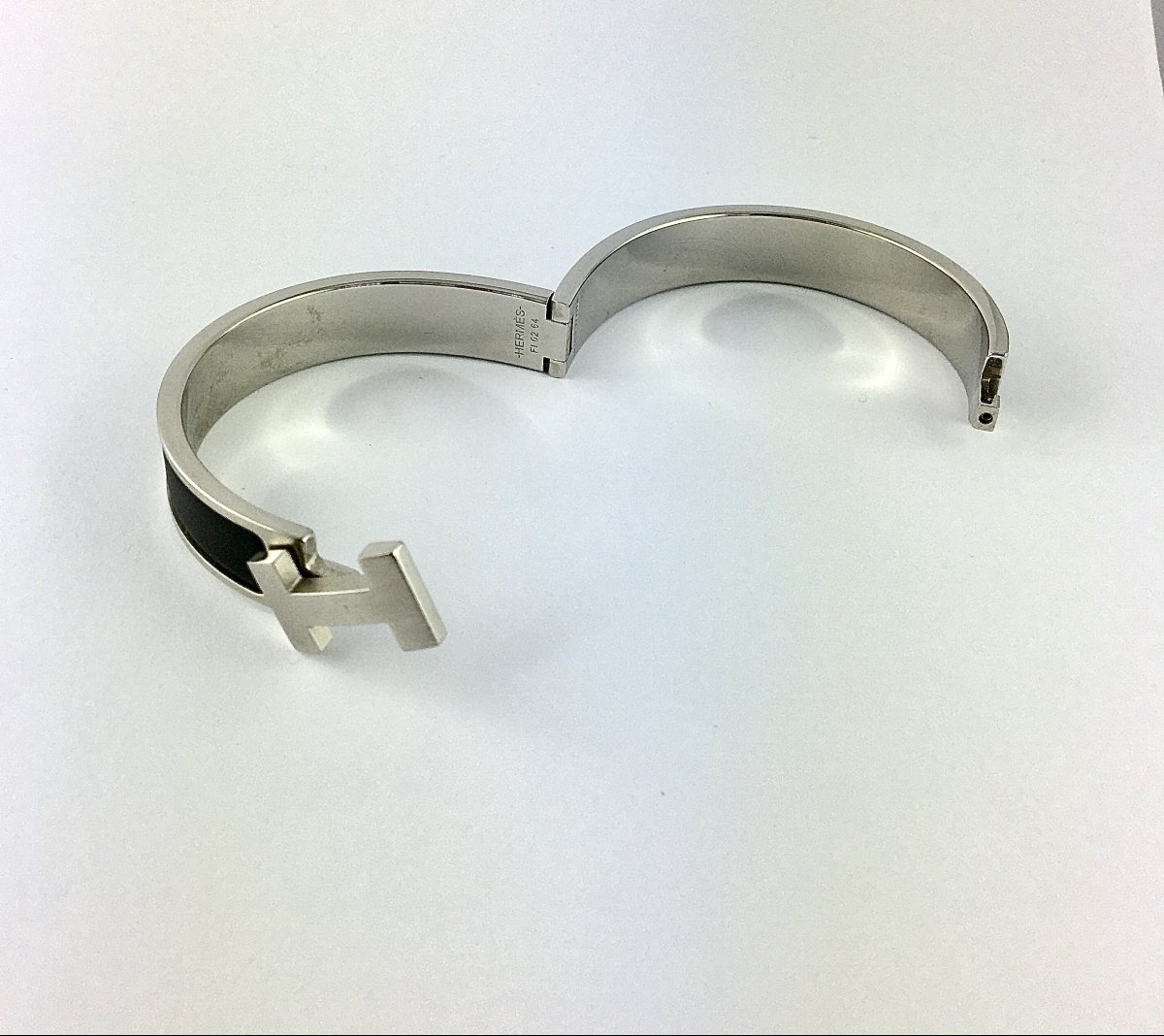 Bracelet Jonc Hermès Clic HH Email Noir Mat sur Acier, Boîte et Pochette-photo-4