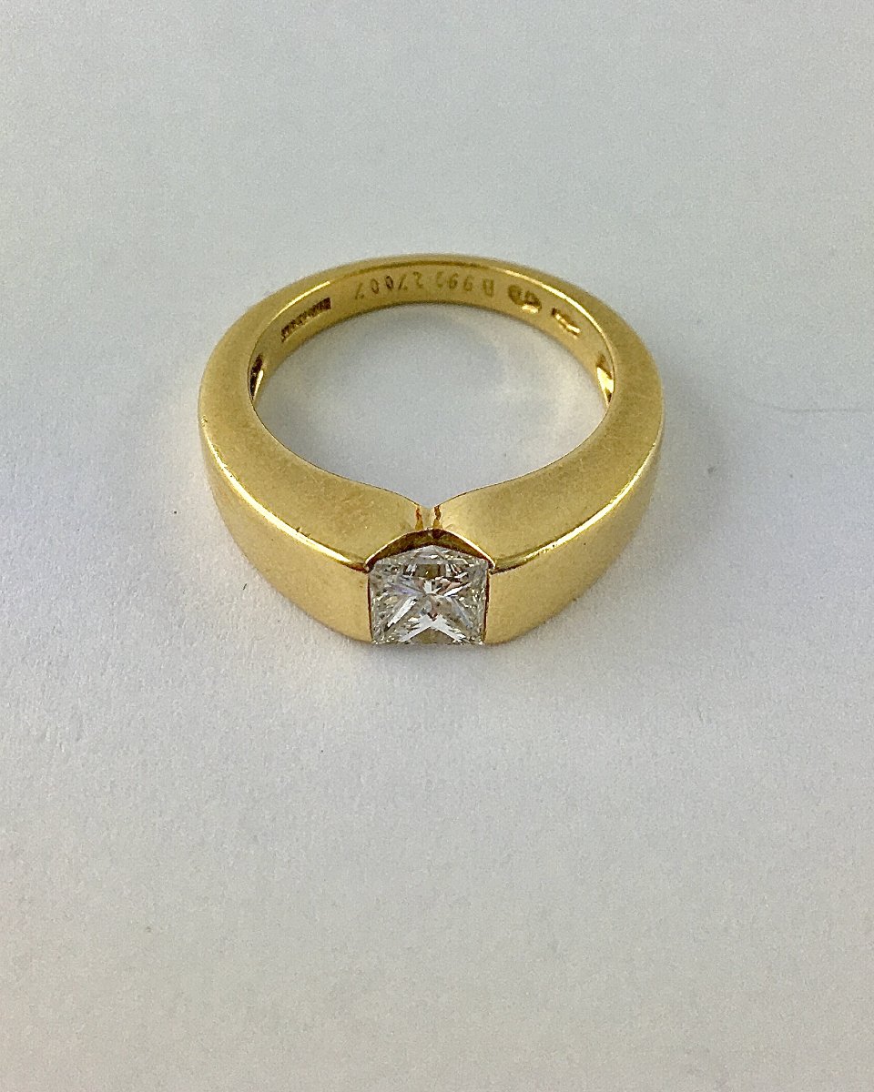 Boucheron Princess Cut Diamond Solitaire Ring In Yellow Gold-photo-1