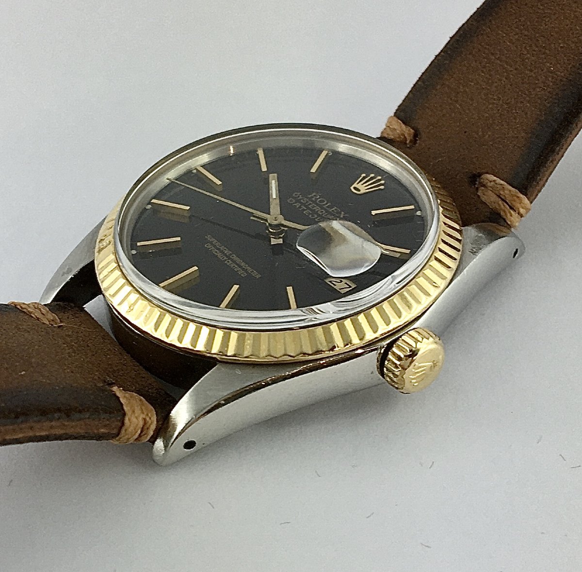 Montre Rolex Datejust Acier Lunette Or Jaune Cadran Noir Automatique Année 1987, Boîte & Papier-photo-5