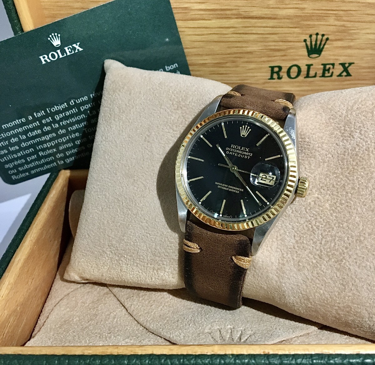 Montre Rolex Datejust Acier Lunette Or Jaune Cadran Noir Automatique Année 1987, Boîte & Papier