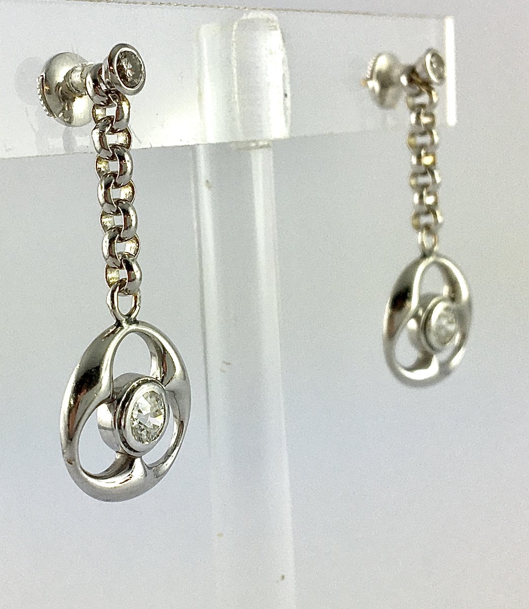 Boucles d'Oreilles Pendants Diamants sur Or Blanc Puces et Pendants Amovibles-photo-1