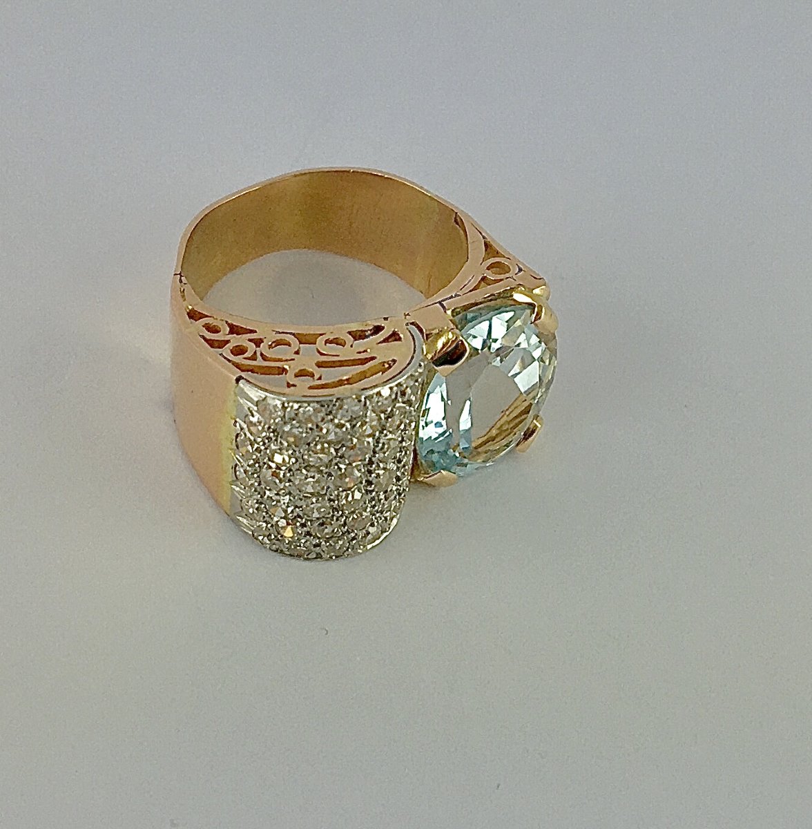 Asymmetrical Tank Ring With Aquamarine And Diamond Paving In Rose Gold And Platinum-photo-2