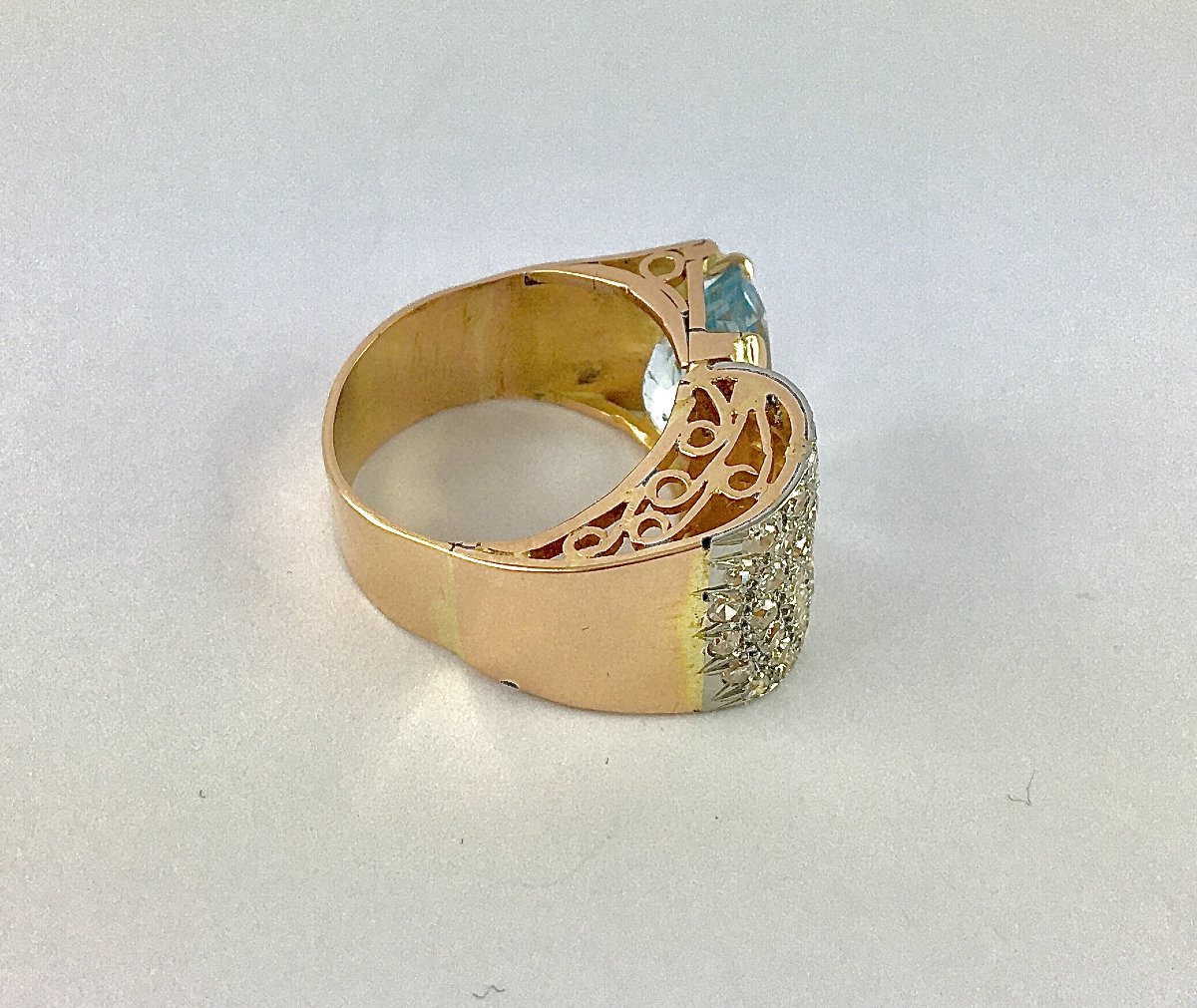Asymmetrical Tank Ring With Aquamarine And Diamond Paving In Rose Gold And Platinum-photo-4