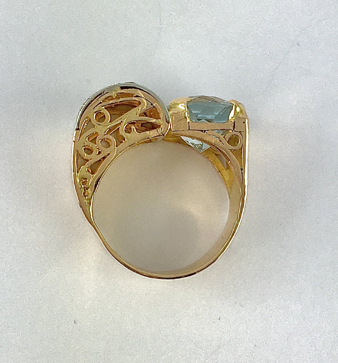 Asymmetrical Tank Ring With Aquamarine And Diamond Paving In Rose Gold And Platinum-photo-6