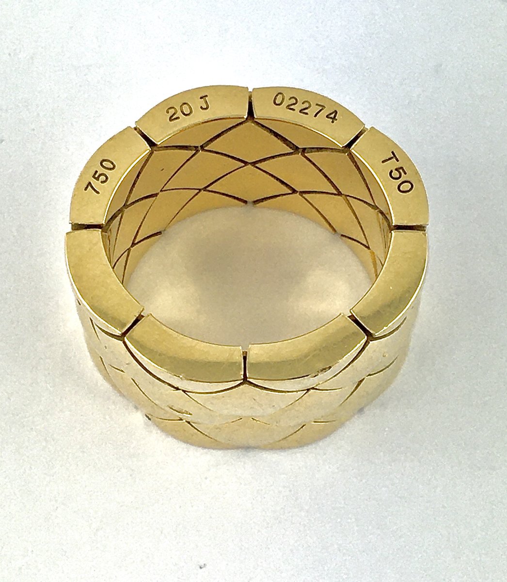 Chanel Matelassé Vintage Yellow Gold Ring With Matelassé Pattern-photo-5