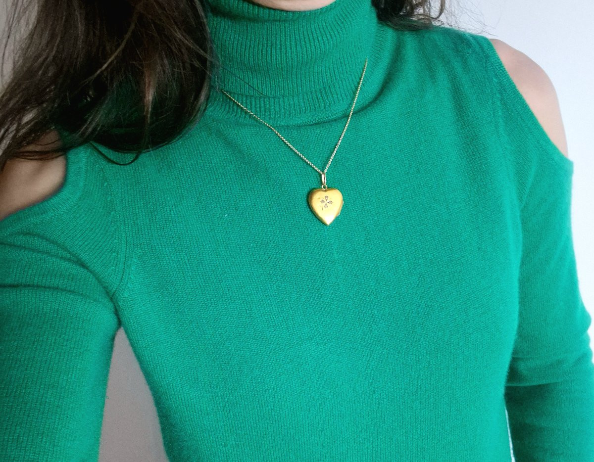 Heart-shaped Locket Pendant With 4-leaf Clover Motif And Fine Pearls / Yellow Gold, Sentimental Jewelry-photo-7