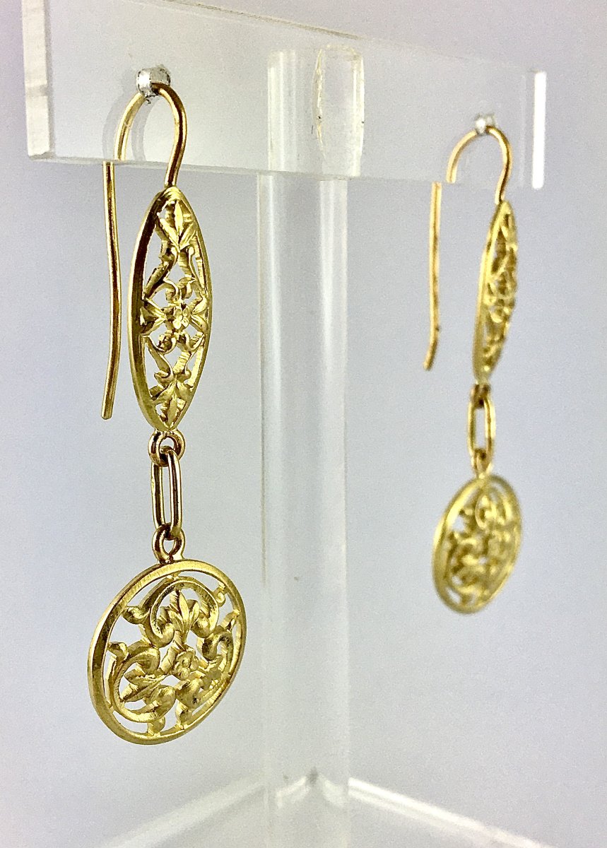 Neo-gothic Style Drop Earrings In Yellow Gold With Floral Motifs-photo-2