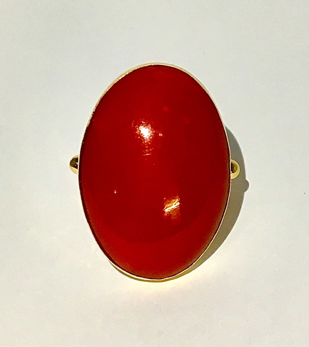 Antique Red Coral Cabochon Ring On Yellow Gold-photo-1