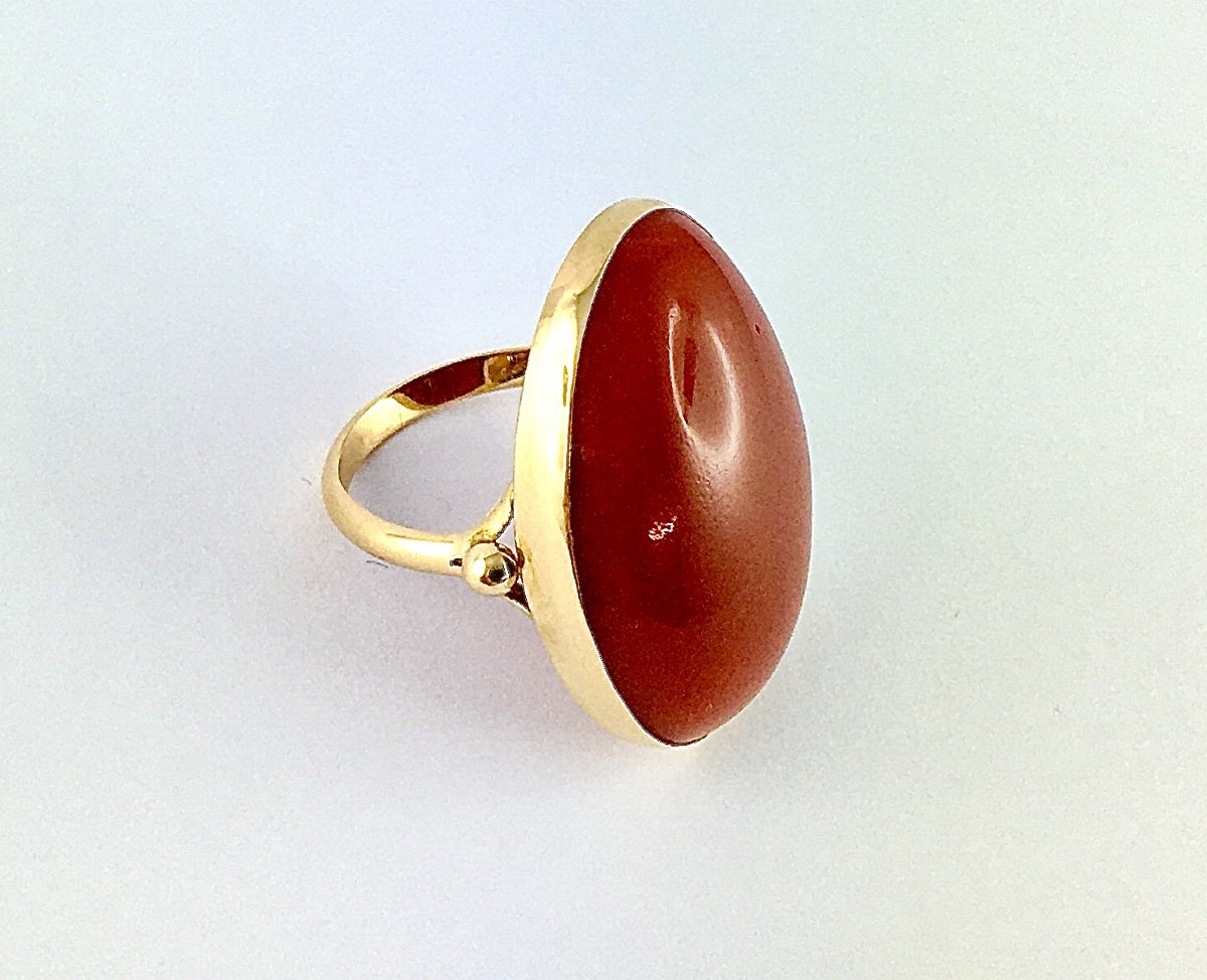 Antique Red Coral Cabochon Ring On Yellow Gold-photo-4