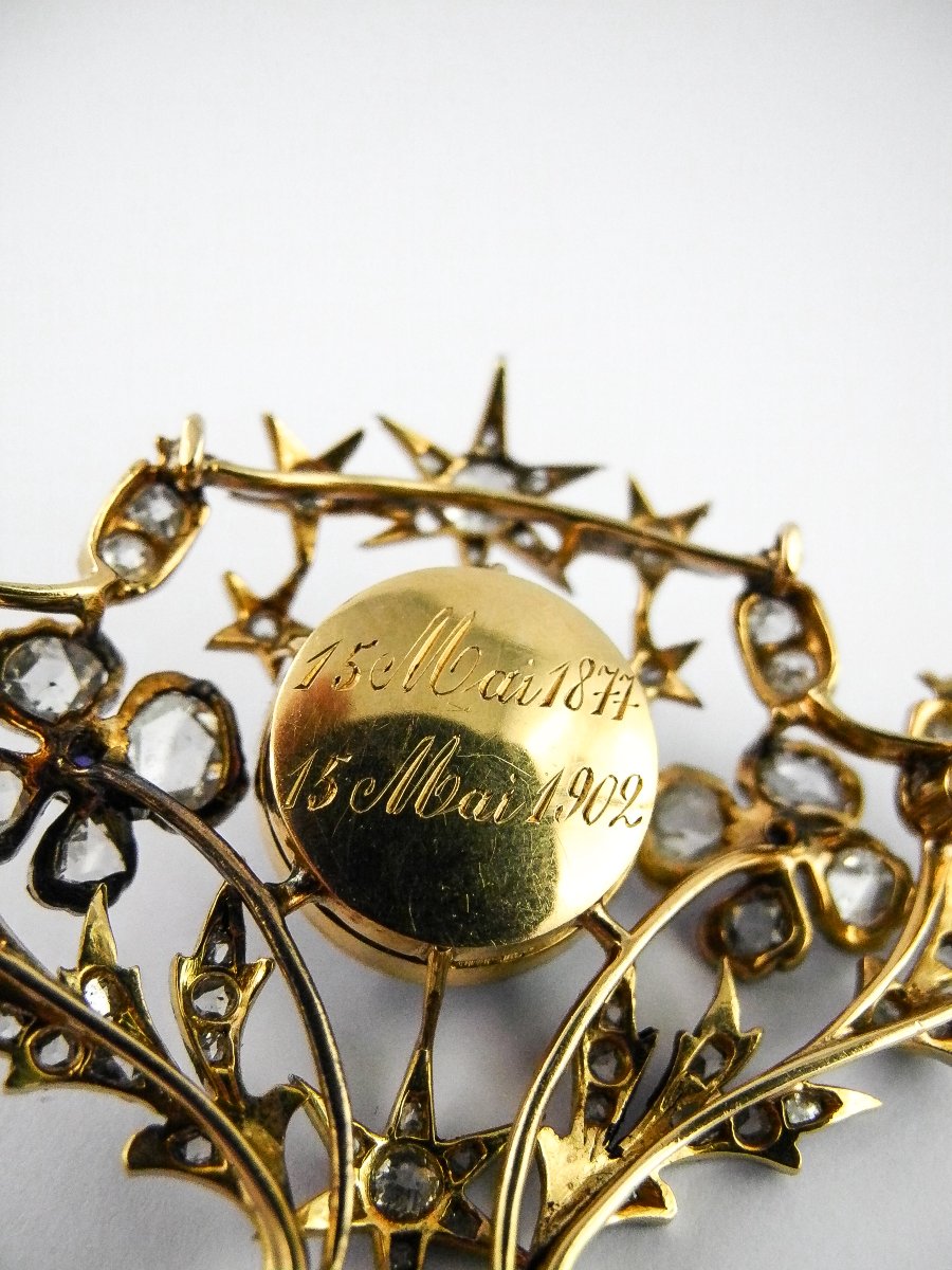 Broche Or / Platine – Saphir de Ceylan Non Chauffé & Étoilé – Diamants -photo-1