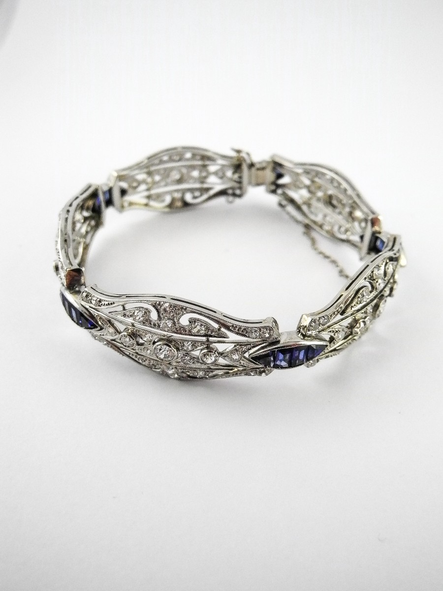 Bracelet art déco Articulé en Or Blanc 18K, Diamants & Saphirs