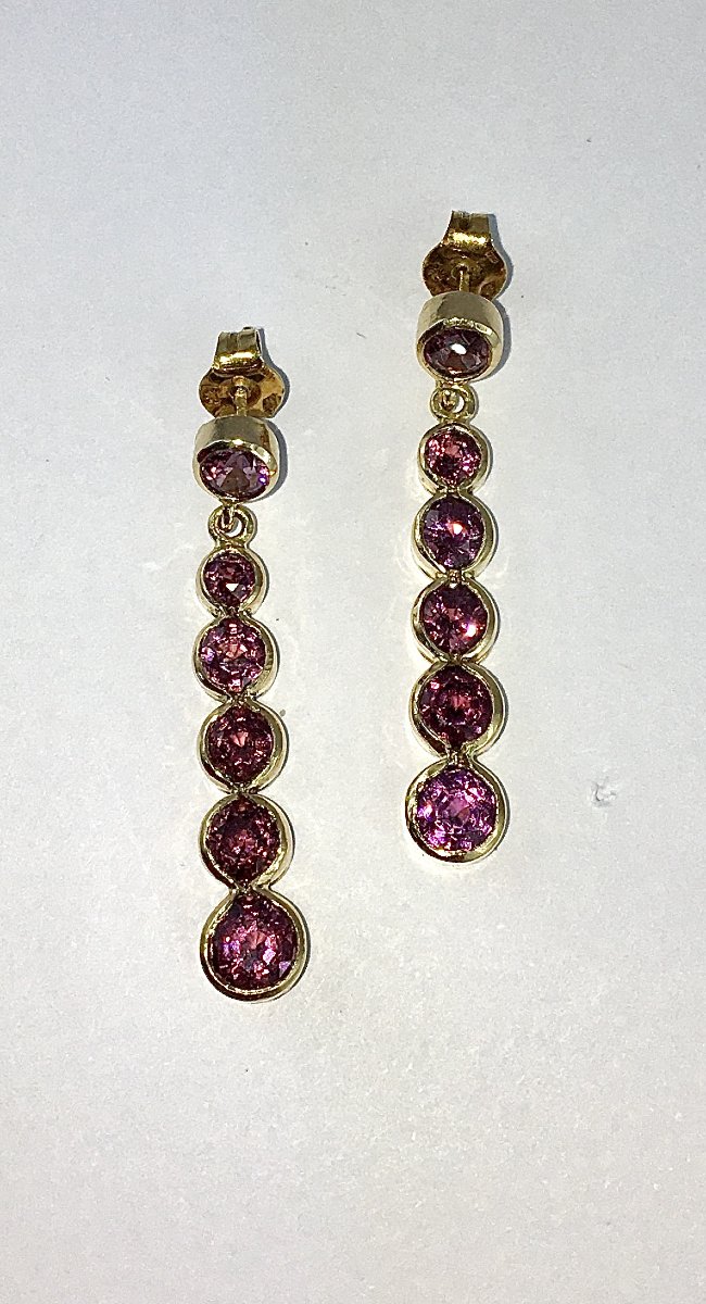 Dangle Earrings With Lines Of Purple-pink Spinels On Yellow Gold-photo-2