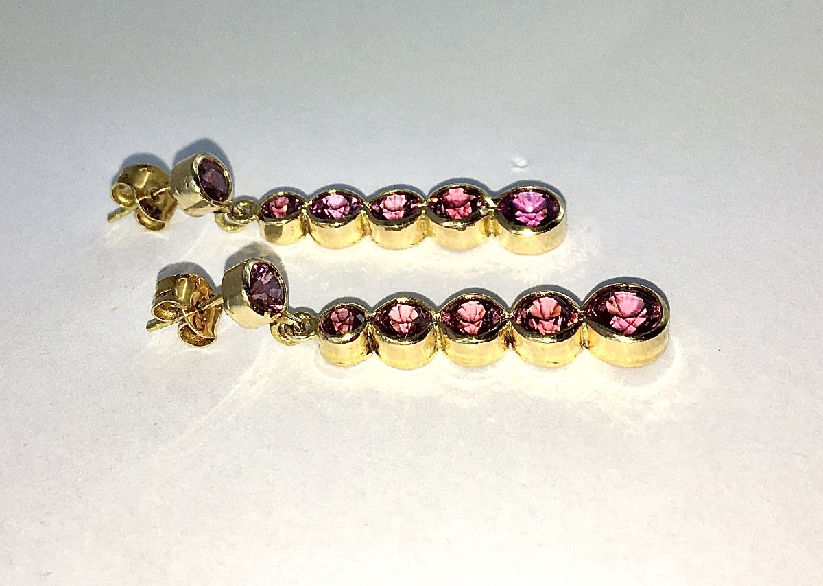 Dangle Earrings With Lines Of Purple-pink Spinels On Yellow Gold-photo-2