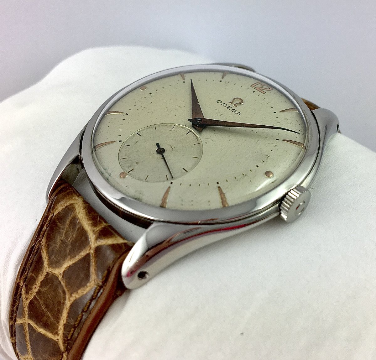 Omega Grande Ouverture 1950s Mechanical Watch, Steel On Leather-photo-4