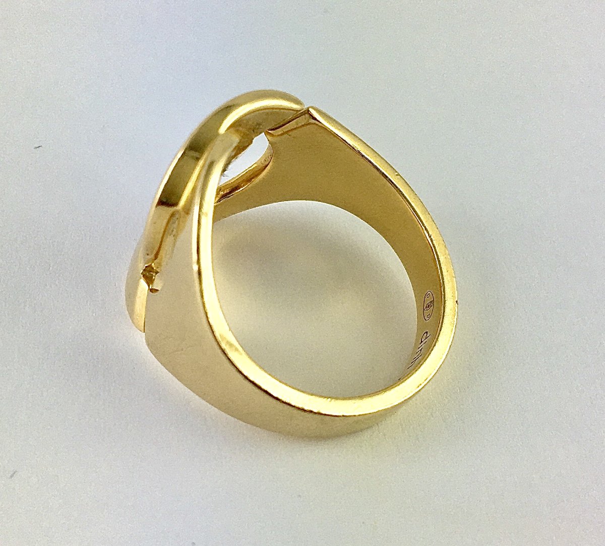 Dinh Van Large Handcuff Ring In Yellow Gold -photo-3