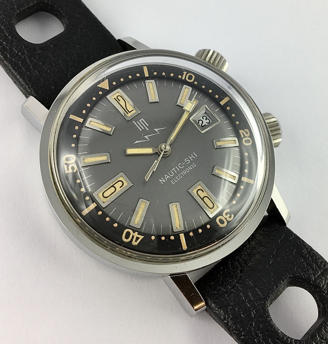 Lip Nautic Ski Electronic Date Watch 1970 Steel On Tropic Bracelet New Old Stock