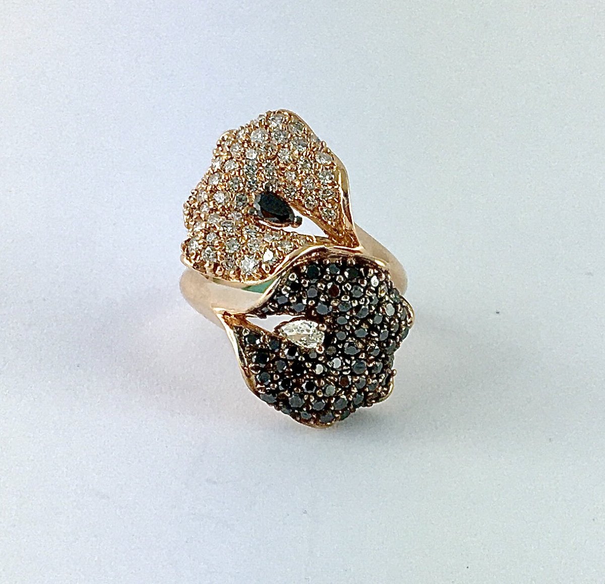 Bague Fleurs en Toi et Moi Bicolore Diamants Noirs  Et Blancs sur Or Rose-photo-1