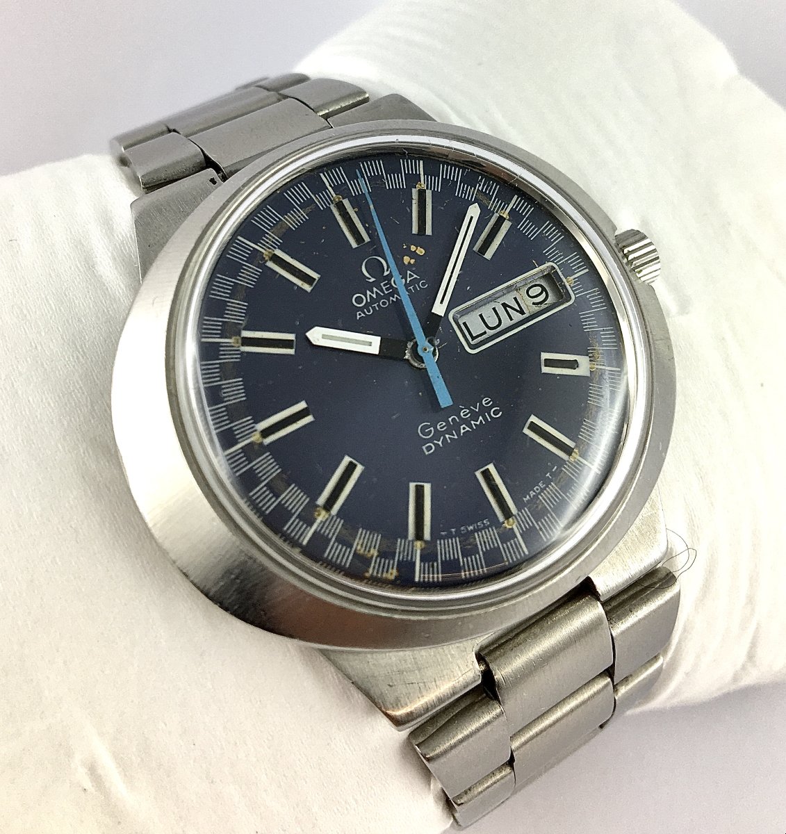 Omega Genève Dynamic Day And Date Automatic Watch 70's Steel-photo-1