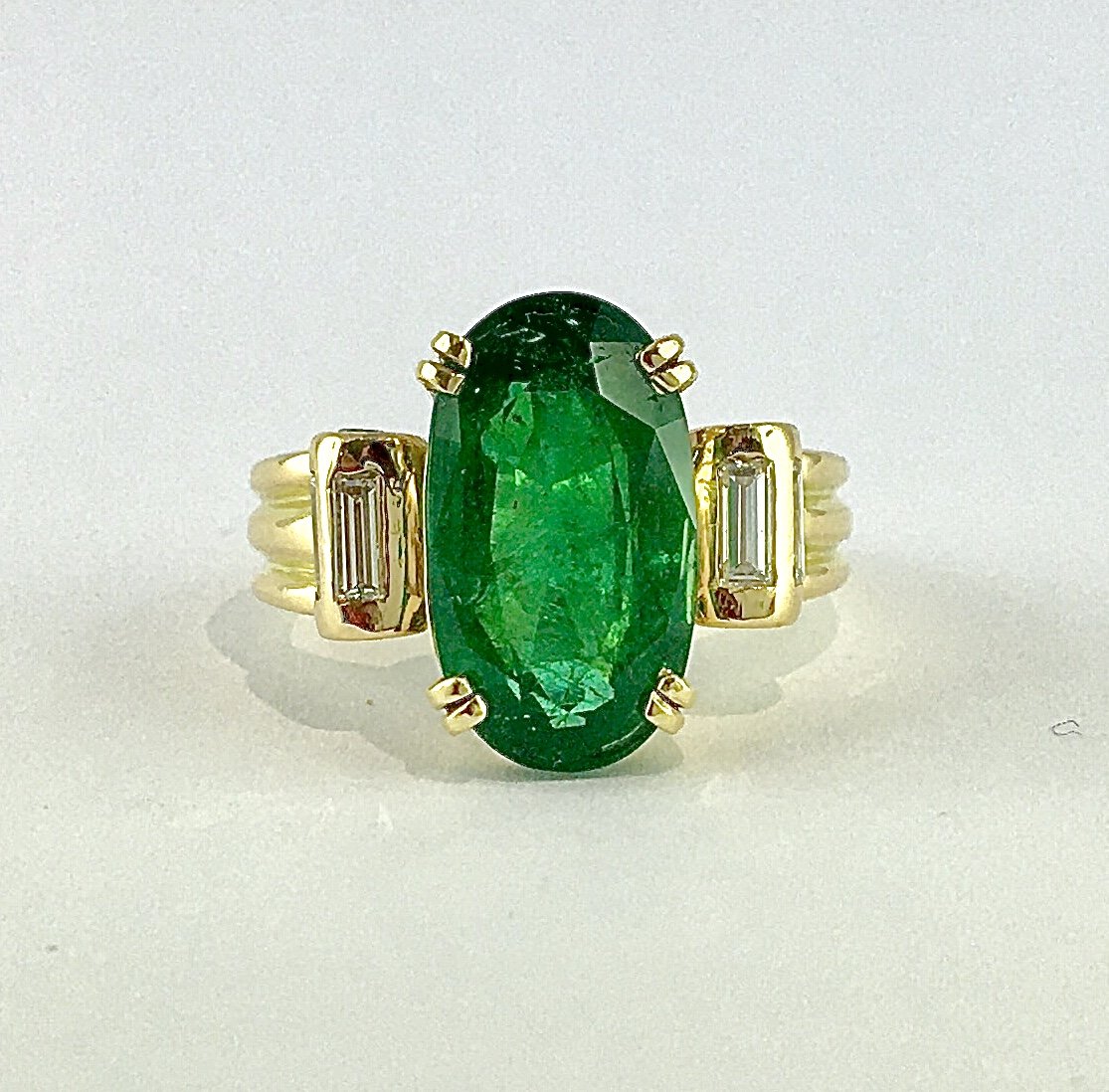 Certified Zambian Emerald And Diamond Ring On Yellow Gold-photo-1