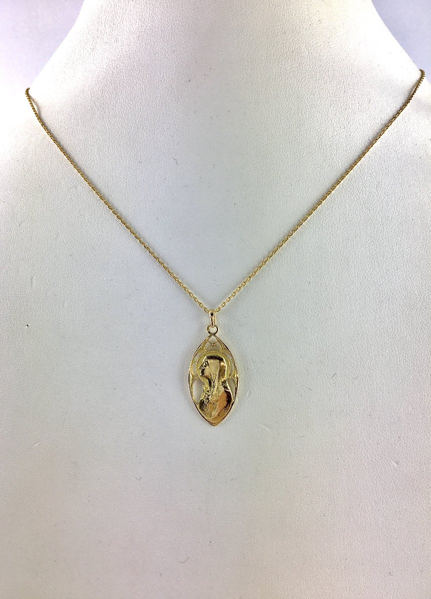 Pendant Medal Virgin In Mandorla Style Belle Epoque Yellow Gold-photo-3