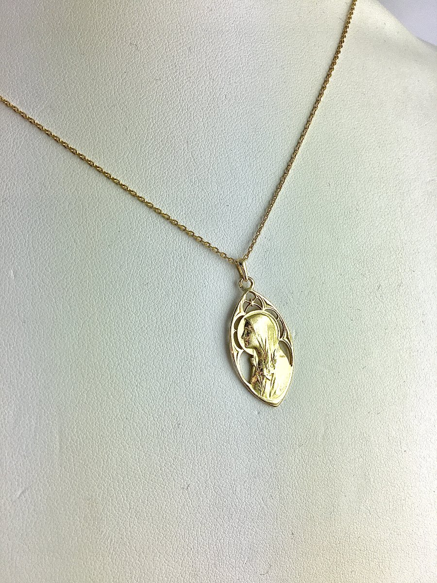 Pendant Medal Virgin In Mandorla Style Belle Epoque Yellow Gold-photo-1