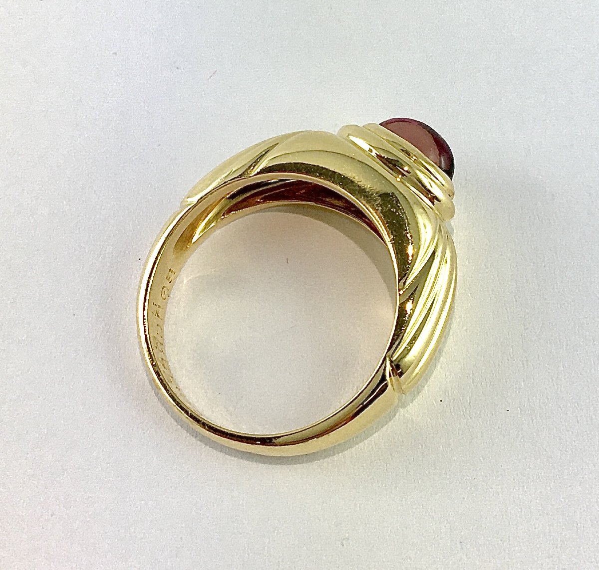 Bague Boucheron “Jaïpur” Tourmaline Rose Cabochon Sur Or Jaune-photo-3