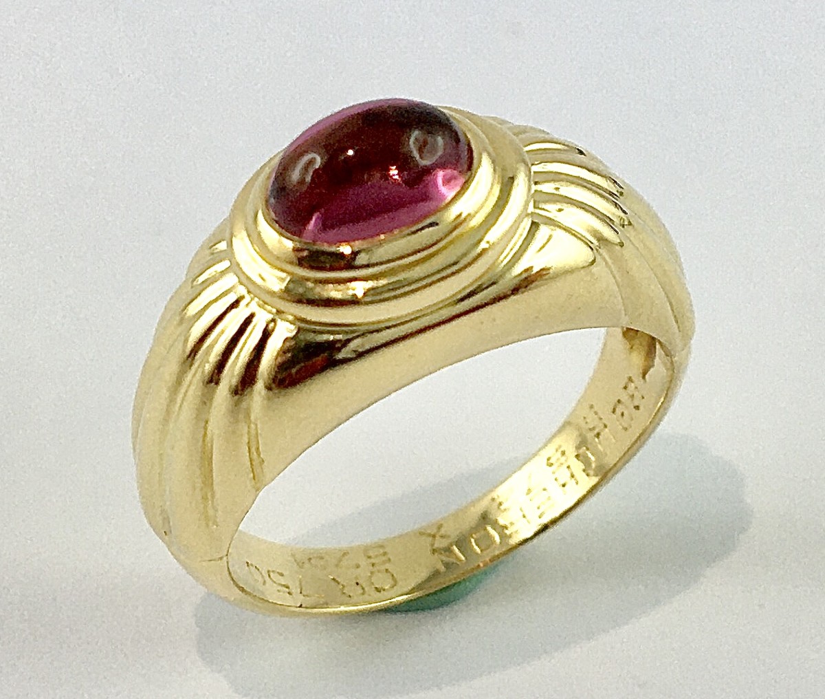 Bague Boucheron “Jaïpur” Tourmaline Rose Cabochon Sur Or Jaune