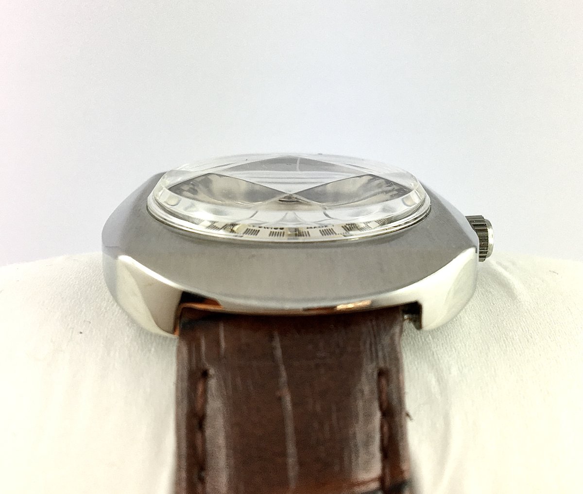 Montre Jaeger LeCoultre Club Automatique Années 70 Acier/ Cuir, Jour et Date, Verre Facetté-photo-5