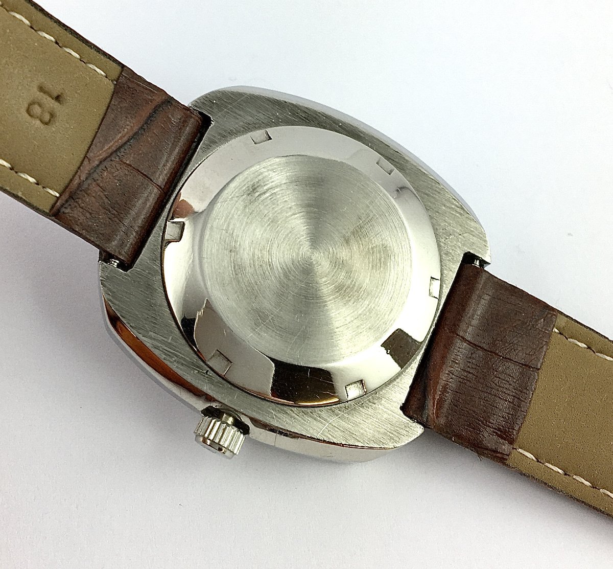 Montre Jaeger LeCoultre Club Automatique Années 70 Acier/ Cuir, Jour et Date, Verre Facetté-photo-6