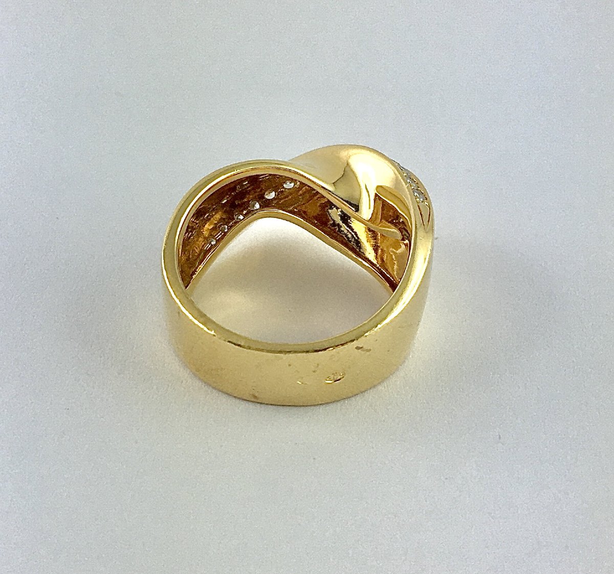 Ring Twisted Ribbon Bow Effect Line Of Diamonds On Yellow Gold-photo-6