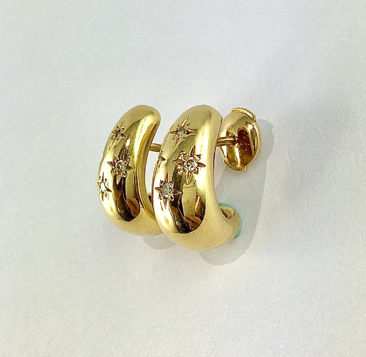 Half-creole Earrings Constellation Drops Diamonds On Yellow Gold-photo-2