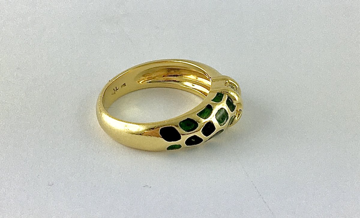 Bague Signée Korloff, Motif Stylisé de Panthère, Laque Noire et Verte, Diamants sur Or Jaune-photo-3