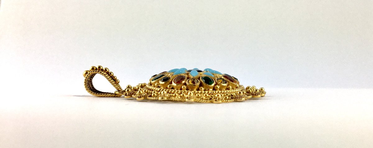 Pendentif Pierres de Couleur Et Travail de Granulation en Or Jaune-photo-3