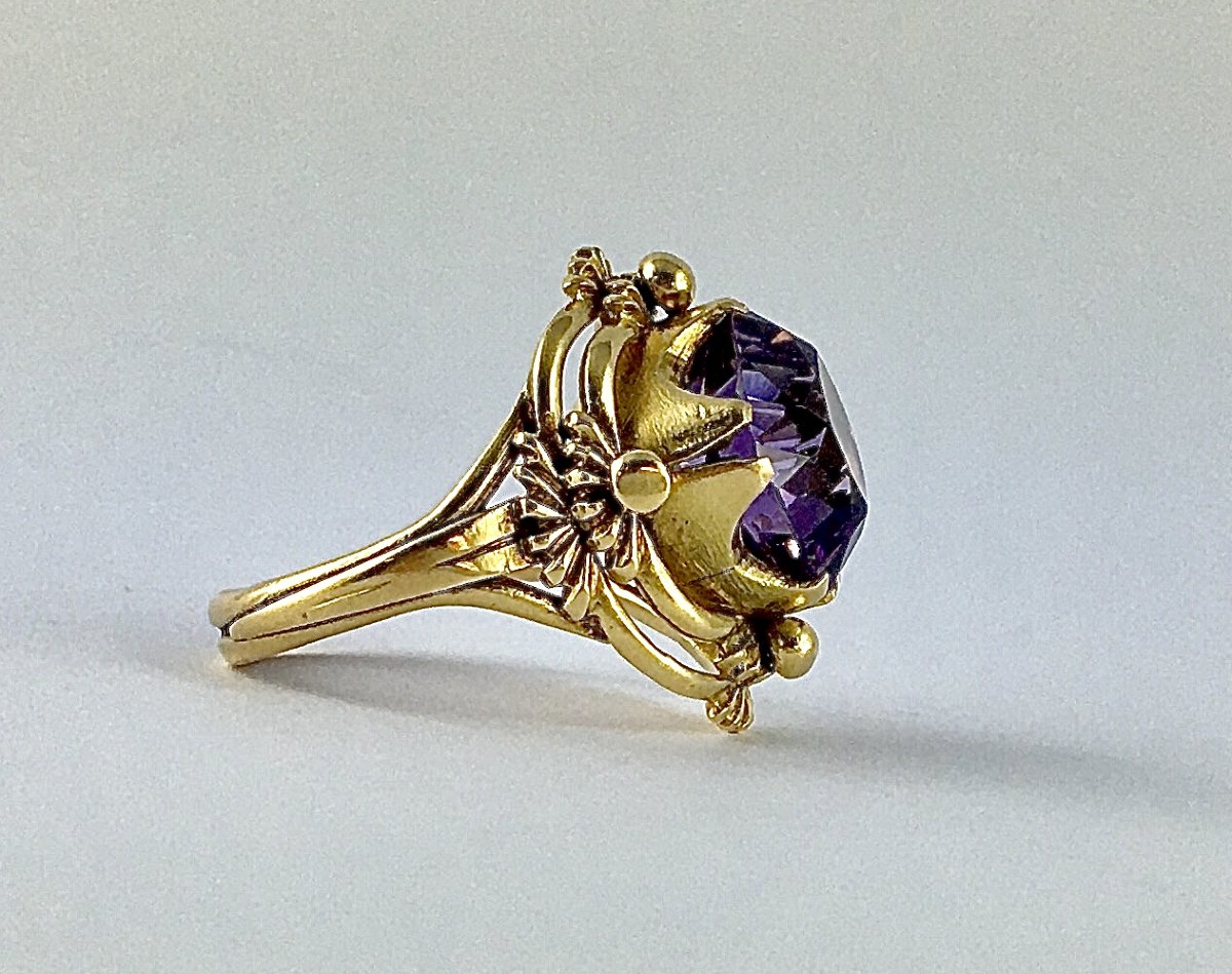 Art Nouveau Ring Cushion Amethyst On Yellow Gold-photo-5