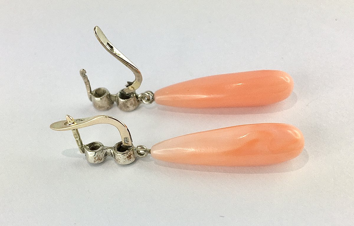 Boucles d’Oreilles Pendants Gouttes de Corail Peau d’Ange et Diamants sur Argent et Or Blanc-photo-8