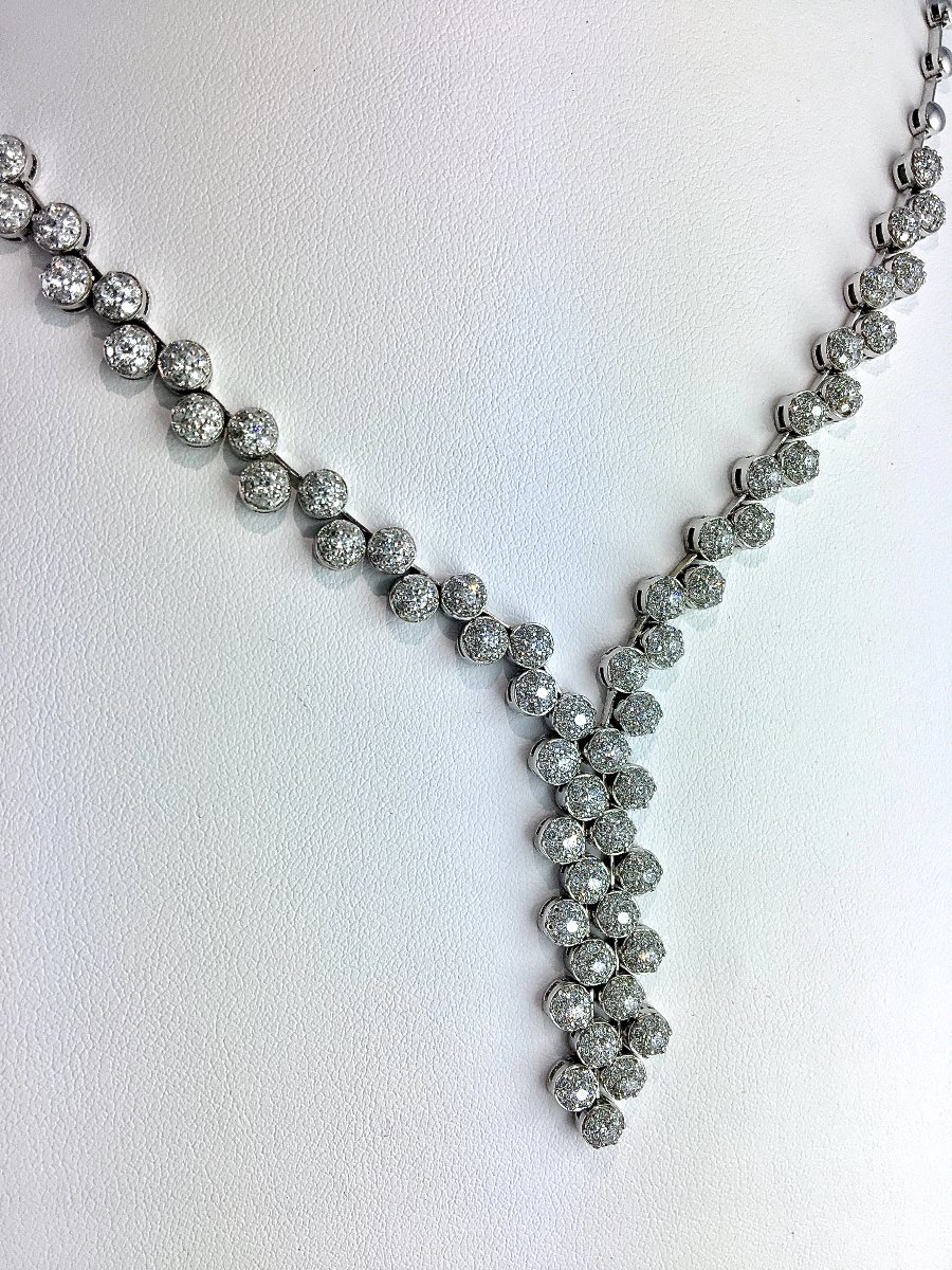 Collier Cravate Pavages Dômes de Diamants sur Or Blanc-photo-1