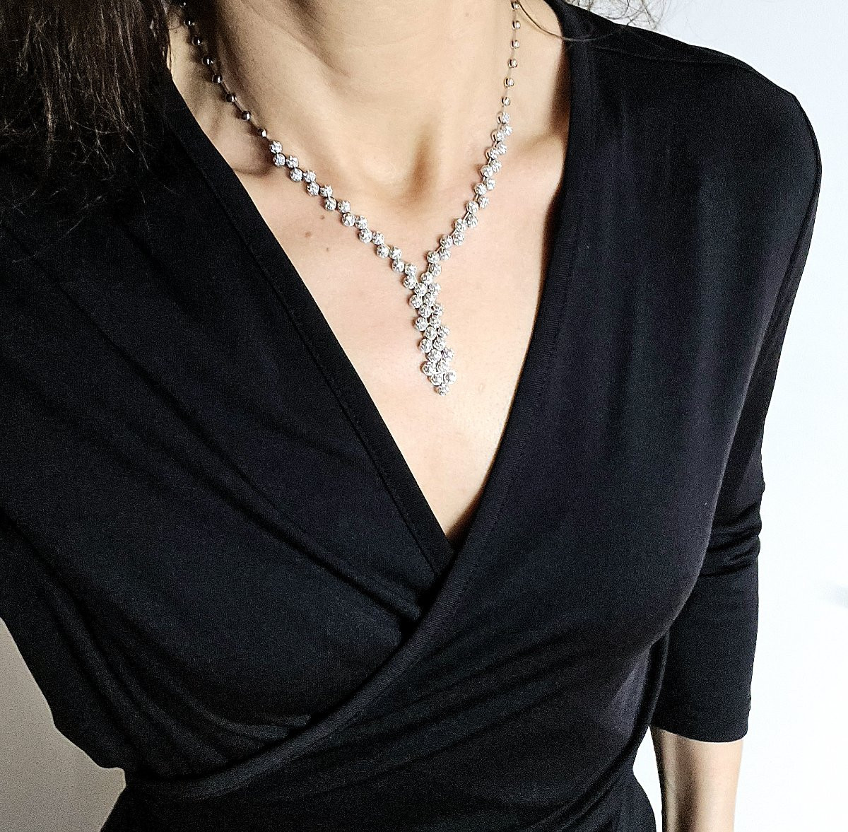 Collier Cravate Pavages Dômes de Diamants sur Or Blanc-photo-6