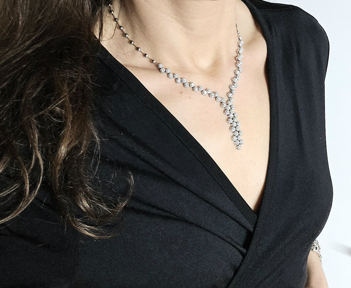Collier Cravate Pavages Dômes de Diamants sur Or Blanc-photo-7