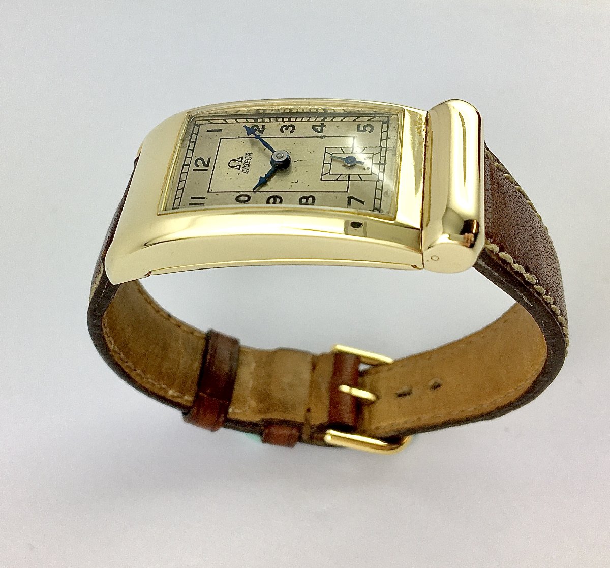 Omega -photo-4