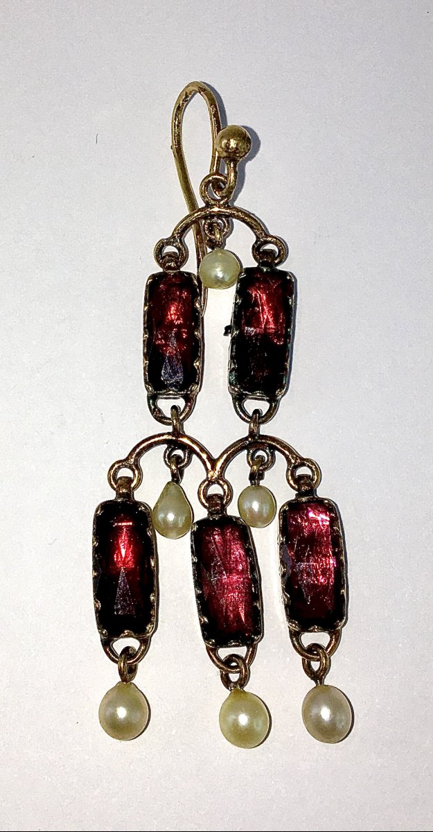 Boucles d’Oreilles Chandeliers Esprit Girandoles Grenats et Perles Fines sur Or Jaune -photo-1