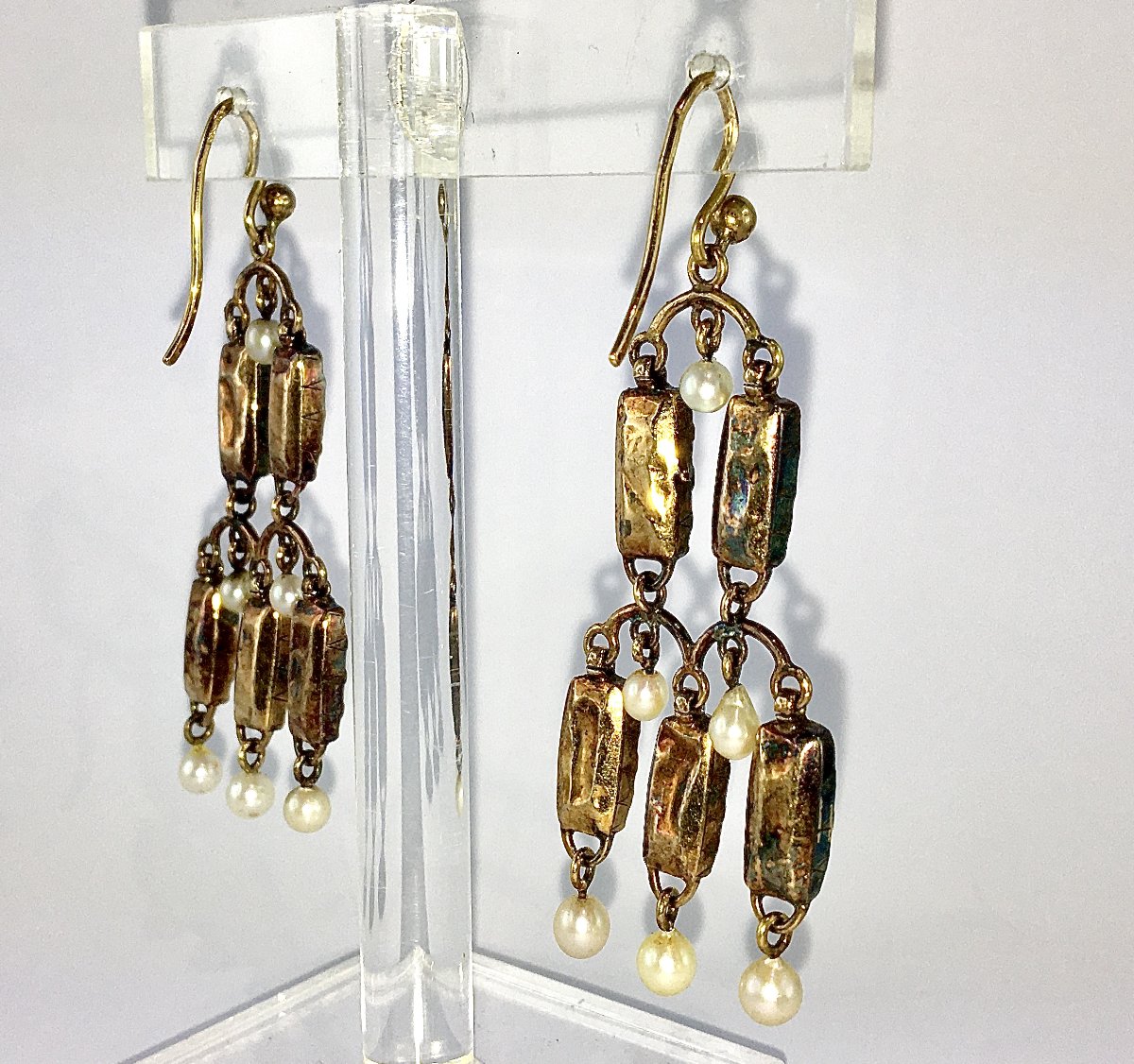Boucles d’Oreilles Chandeliers Esprit Girandoles Grenats et Perles Fines sur Or Jaune -photo-6