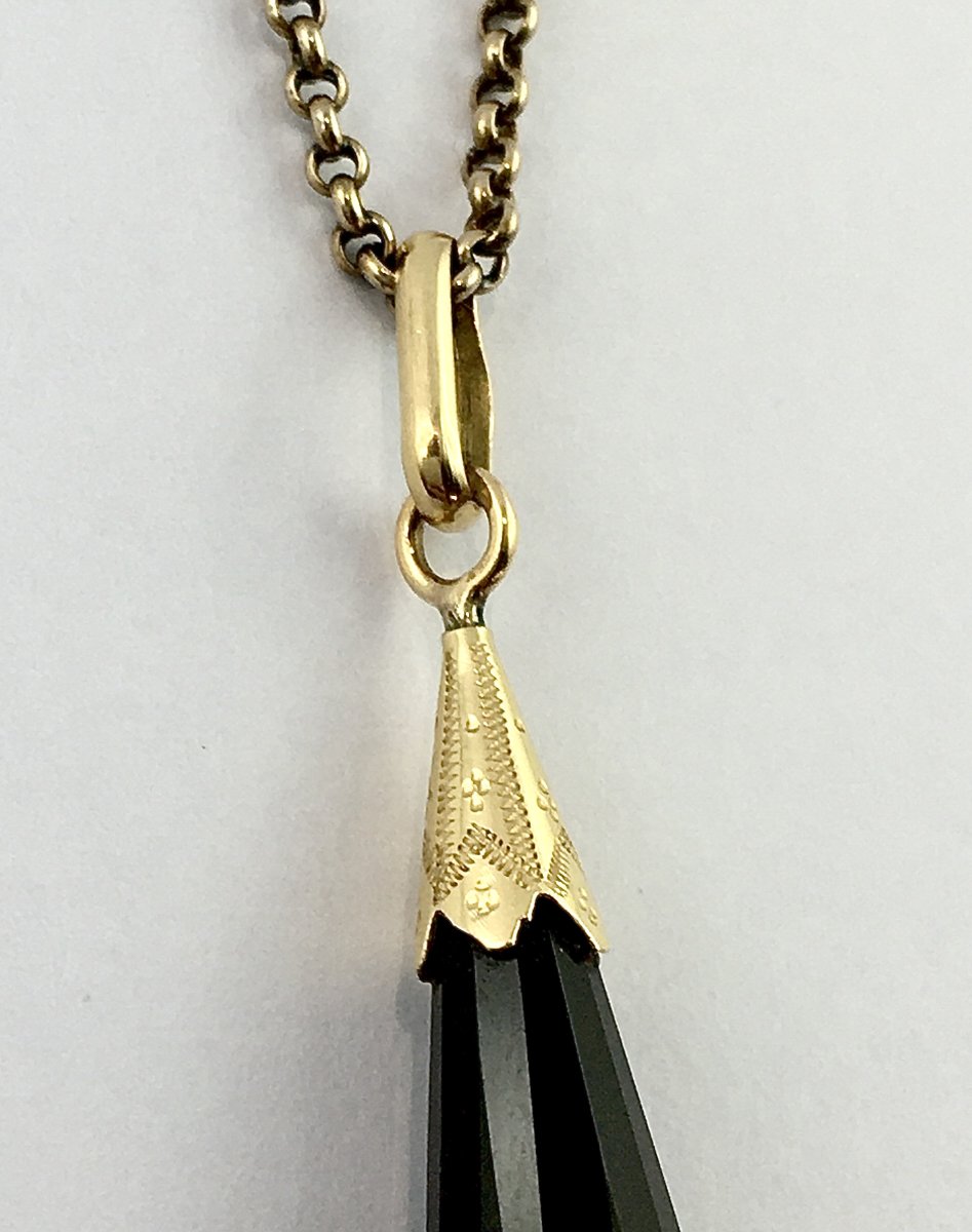 Pendentif Important Jais Forme Poire Facetté en Briolette sur Or Jaune-photo-3