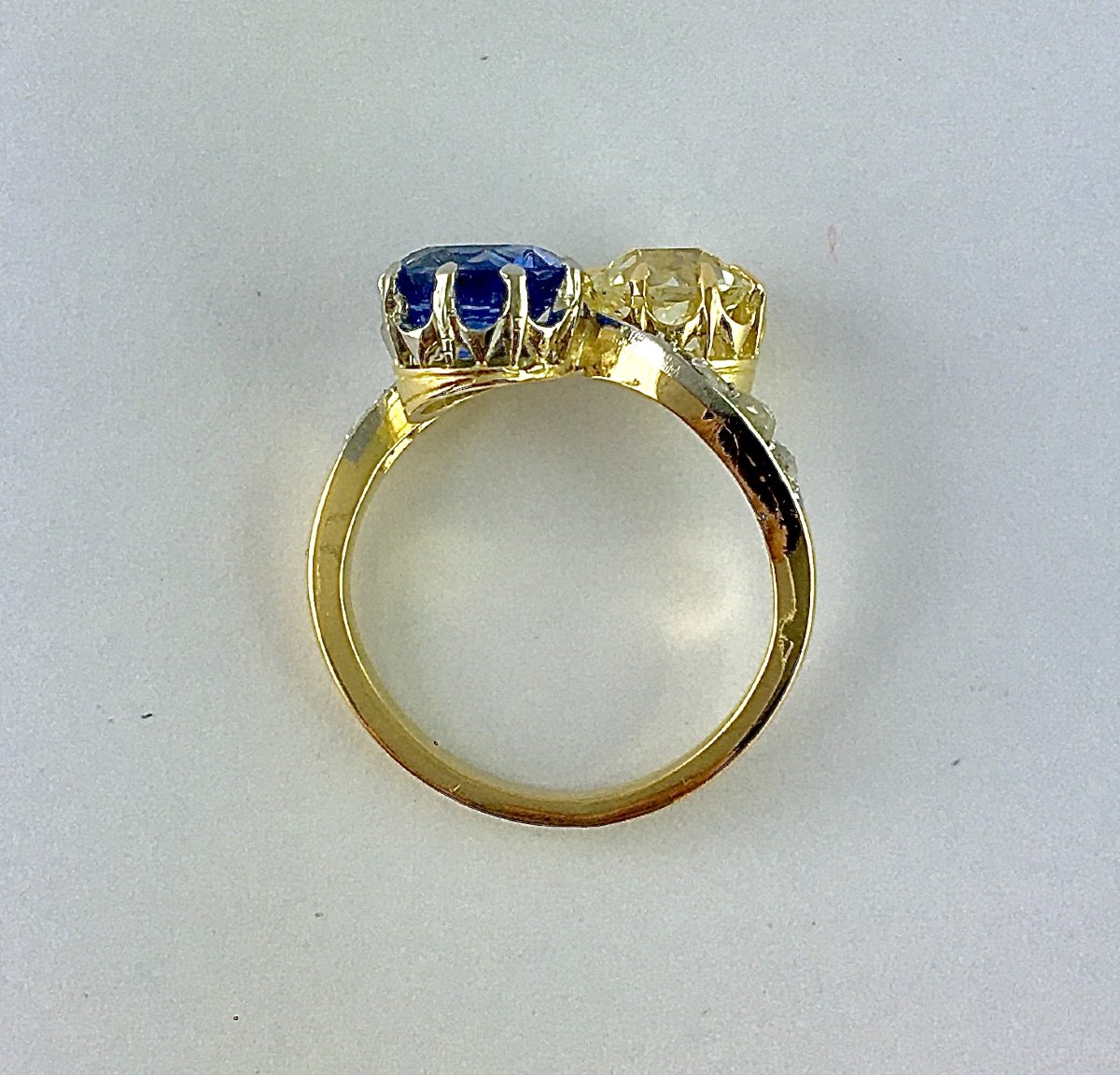 Toi Et Moi Ring Antique Cut Sapphire And Diamond On Yellow And White Golds-photo-3