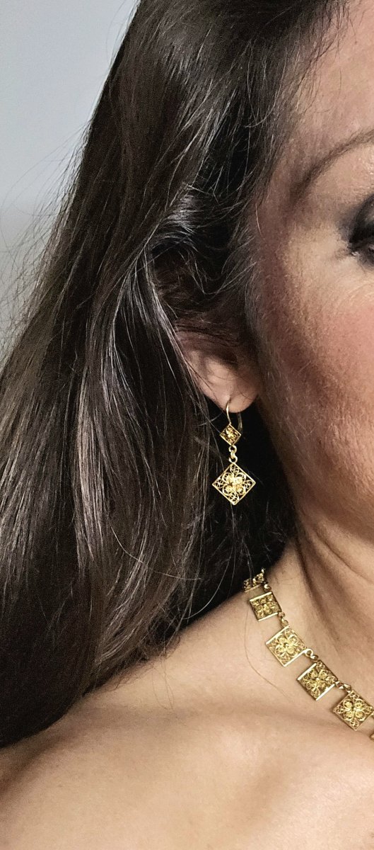 Demi-Parure Collier Plastron et Boucles d’Oreilles Pendants Filigrane en Or Jaune Années 1950-photo-8