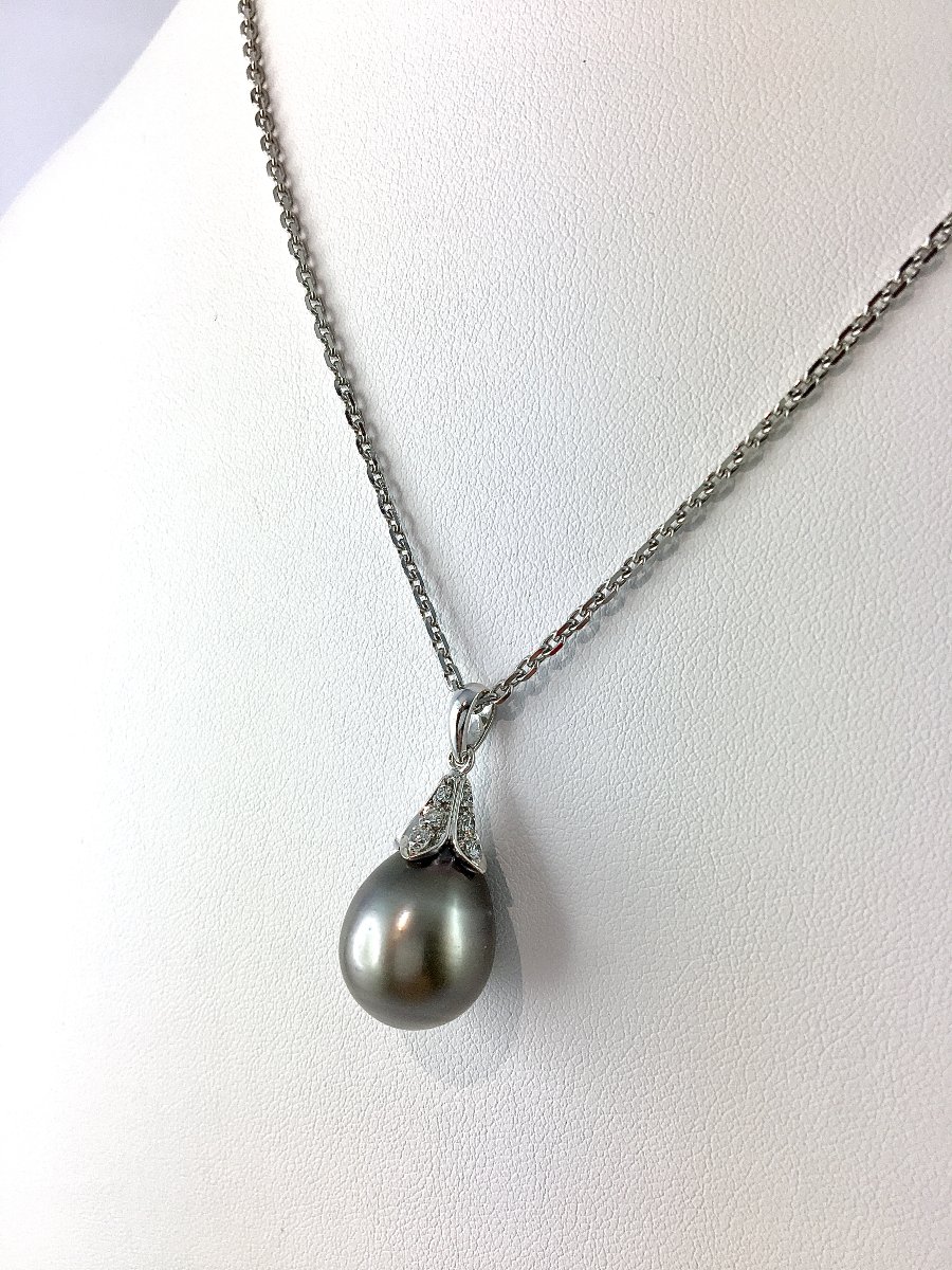 Pear-shaped Tahitian Cultured Pearl Pendant With Diamonds On White Gold -photo-3