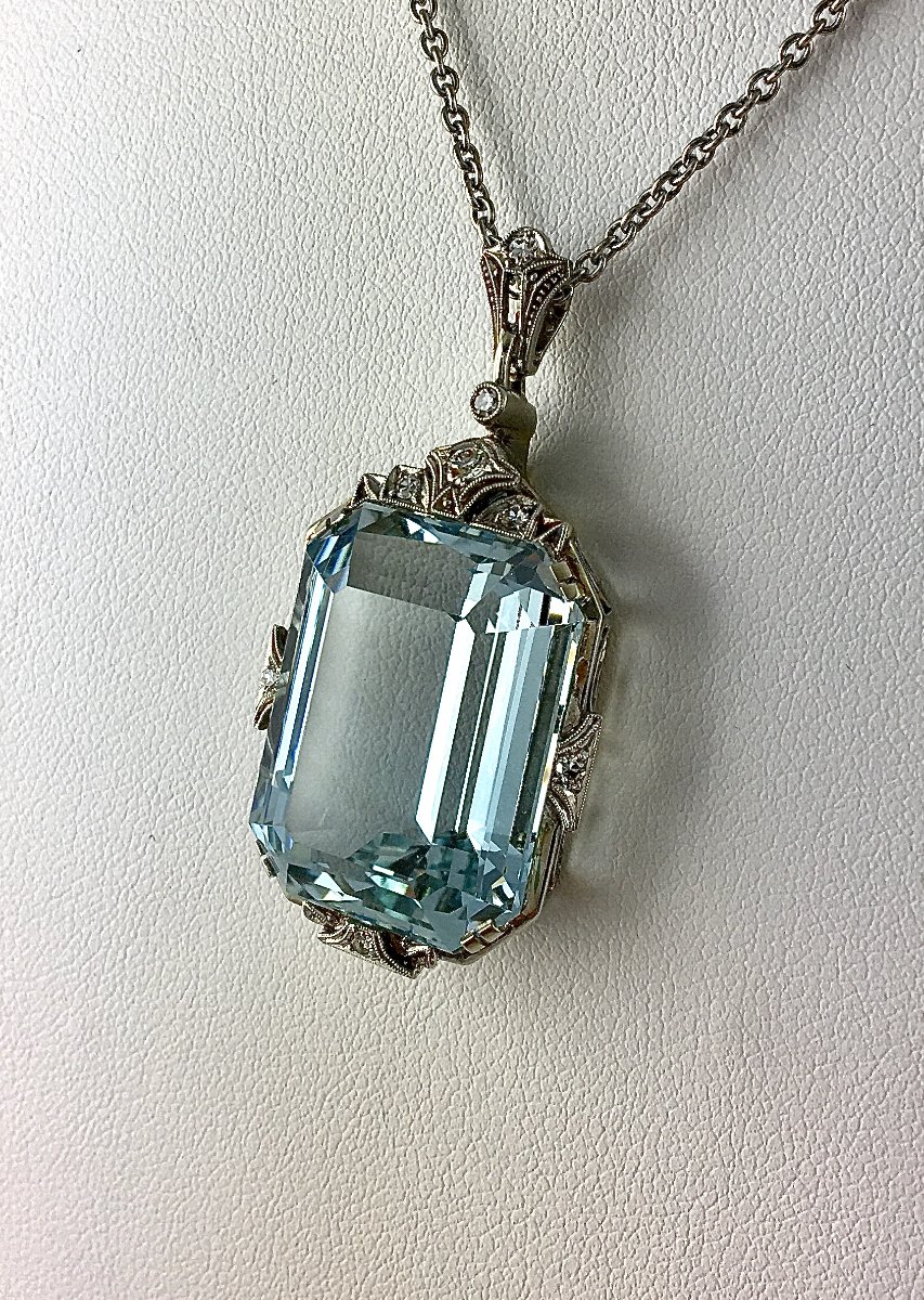 Art Deco Aquamarine And Diamond Pendant In Platinum And White Gold-photo-3