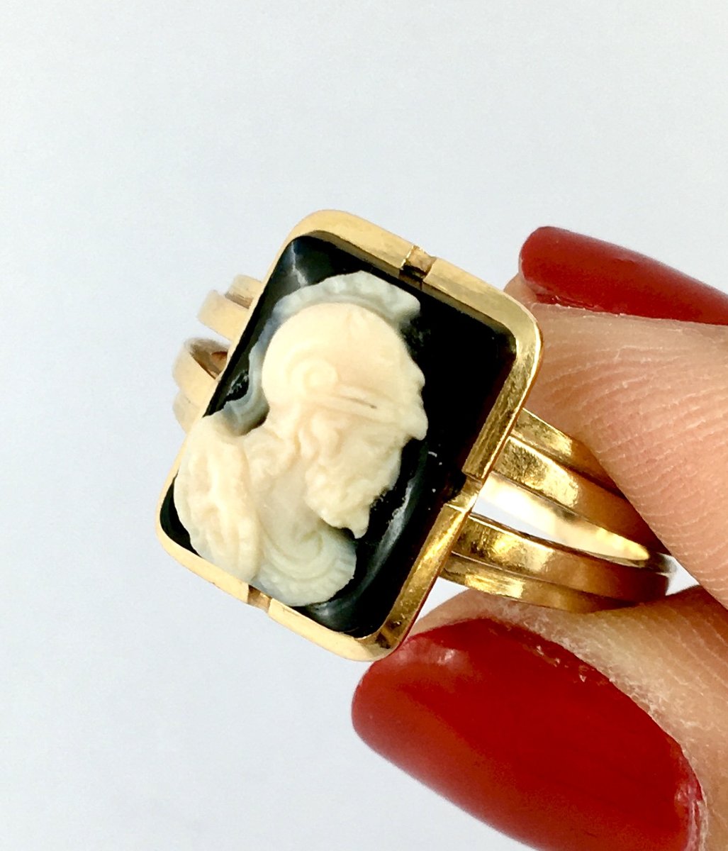 Napoleon III-era Agate And Onyx Cameo Ring In Rose Gold-photo-4